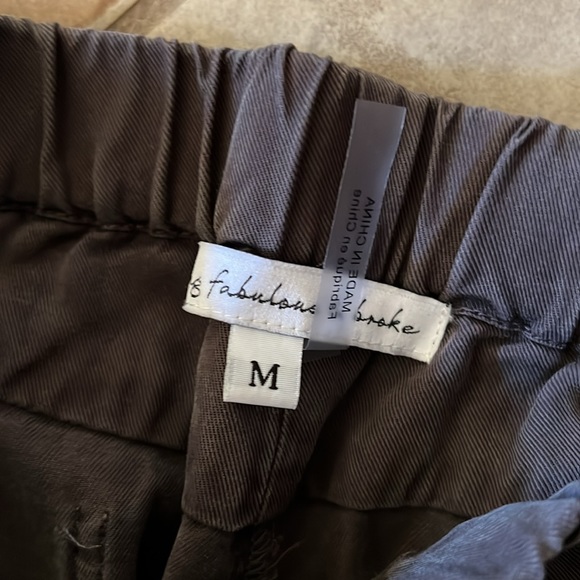 Young fabulous and Brock - Picture 3 of 7